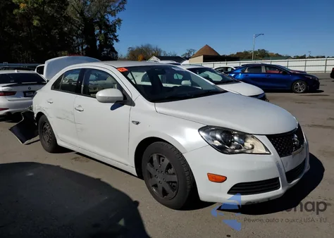 2010 Suzuki Kizashi S z USA, uszkodzony, nr VIN JS2RF9A15A6100200